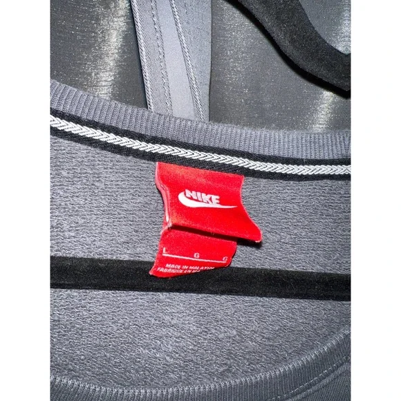 Nike Sweatshirt Short Sleeve Top Size Large - Picture 2 of 3